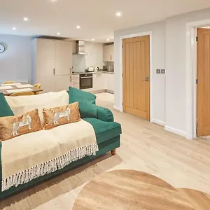 https://host-stay-fern.yorkshirehotels.net