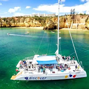 https://wow-front-beach-view-150-m-to-beach-wifi.hotelaalgarve.com