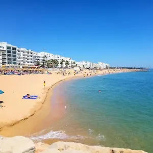 https://quarteira-stylish-with-pool-by-homing.hotelaalgarve.com